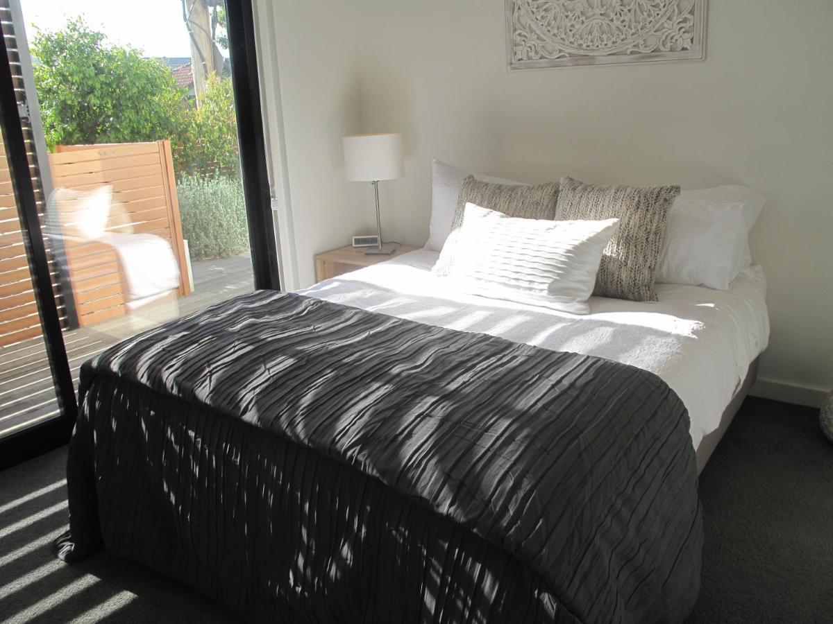 Modern 3 Bedroom Apt With Free Parking, Netflix, Wifi & Welcome Wine By Bnb Pro Melbourne Dış mekan fotoğraf