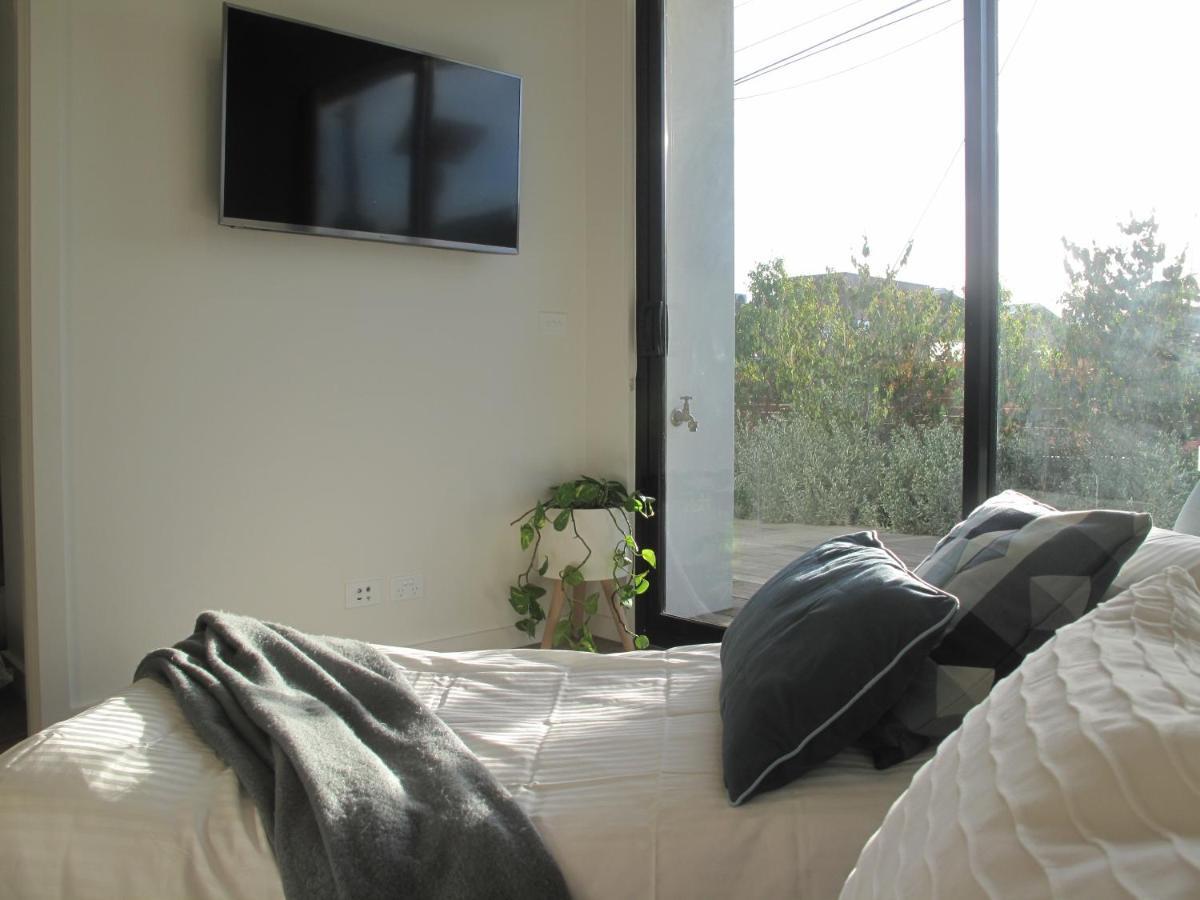 Modern 3 Bedroom Apt With Free Parking, Netflix, Wifi & Welcome Wine By Bnb Pro Melbourne Dış mekan fotoğraf